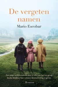 De vergeten namen - Mario Escobar-min