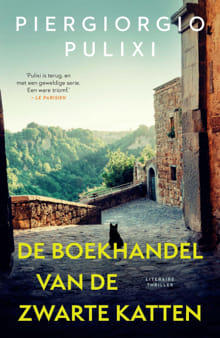 1 De boekhandel van de zwarte katten Piergiorgio Pulixi min